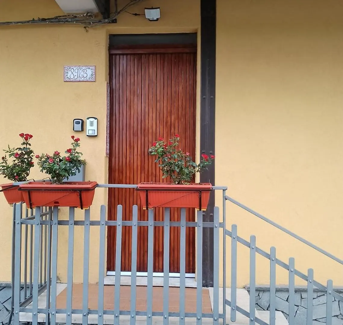 بيت للعطل فيلا Myrema House - Near Fontanarossa Airport كاتانيا